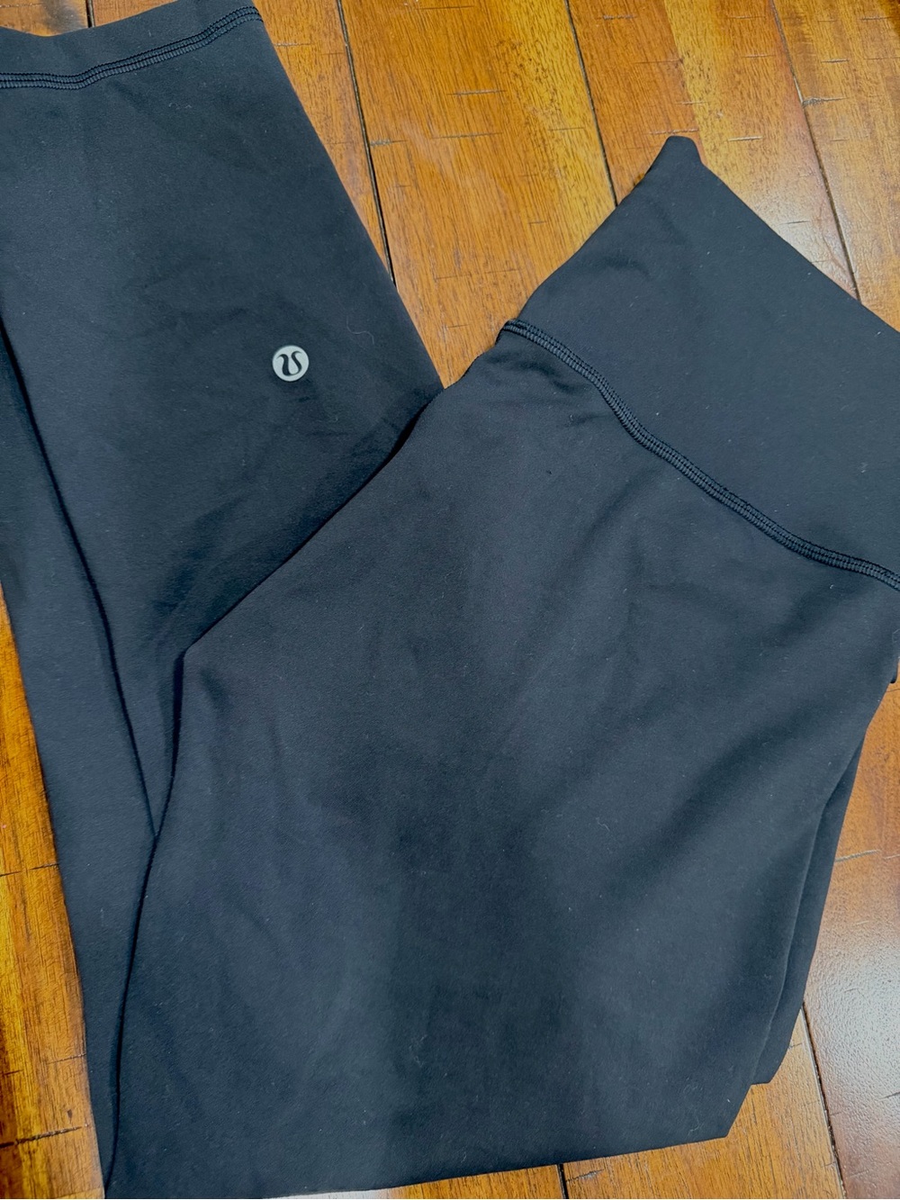 Lululemon Wunder Train High Rise Crop 23”